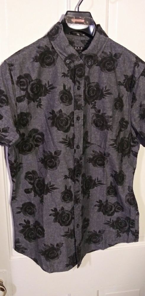 Short sleeve shirt